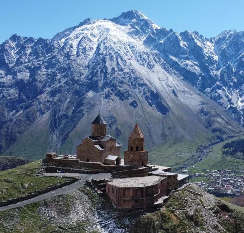 Crystal Kazbegi Hotel Екстериор снимка
