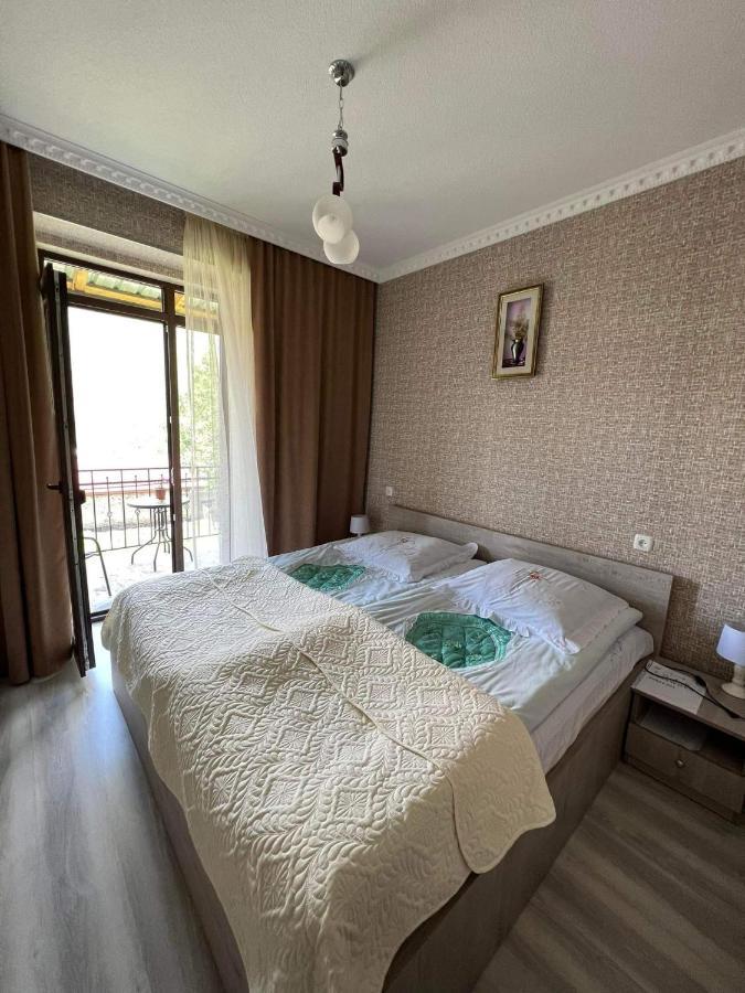 Crystal Kazbegi Hotel Екстериор снимка